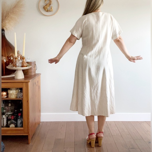 Cream Linen Button Down Dress with Pockets - Picture 3 of 7